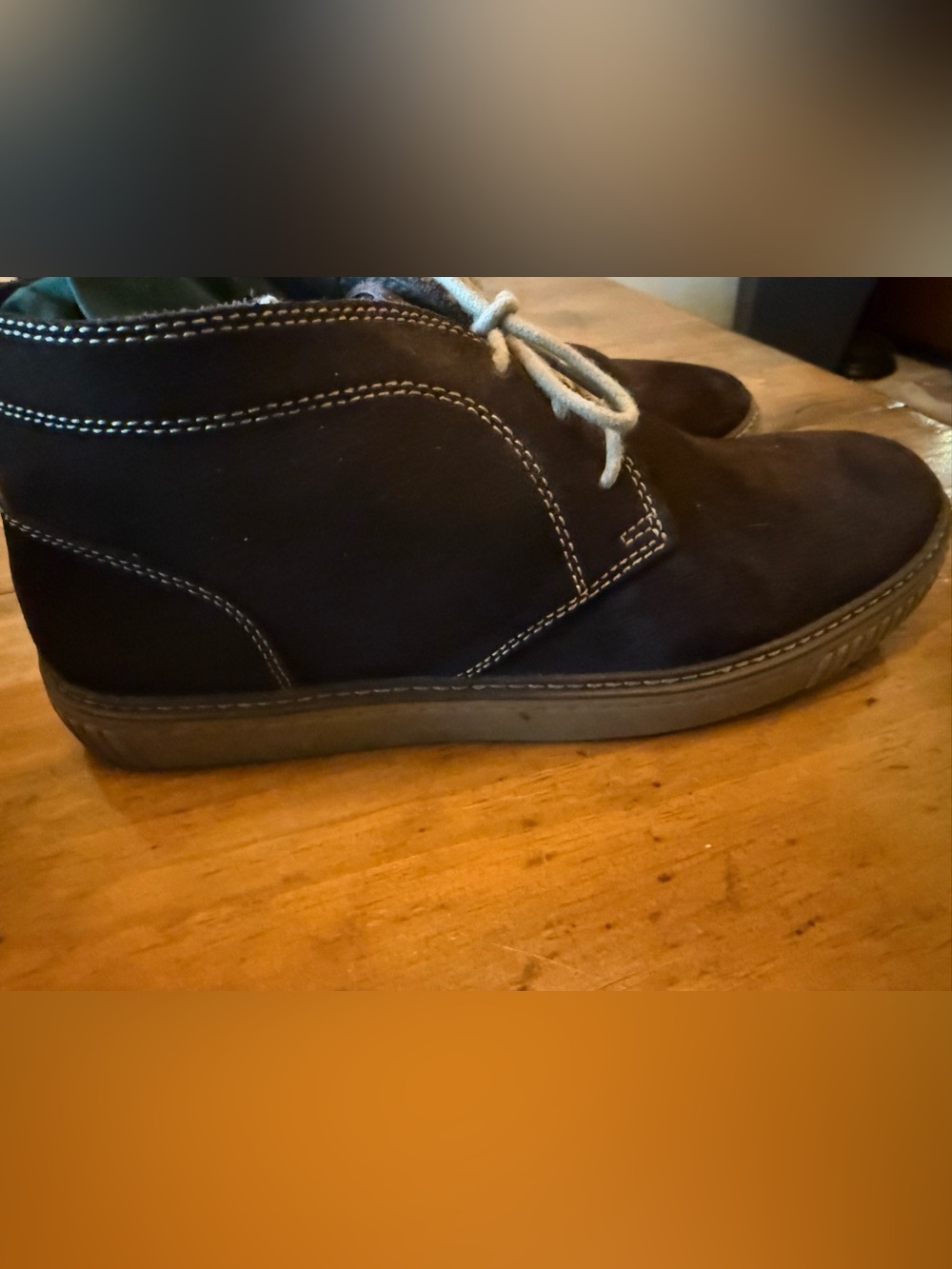 Johnston & Murphy Men's Brown suede Chukka Boots